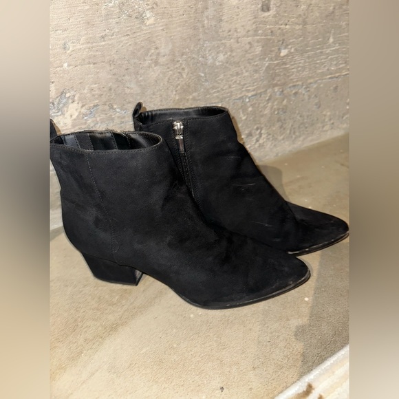 suede booties - Picture 2 of 3